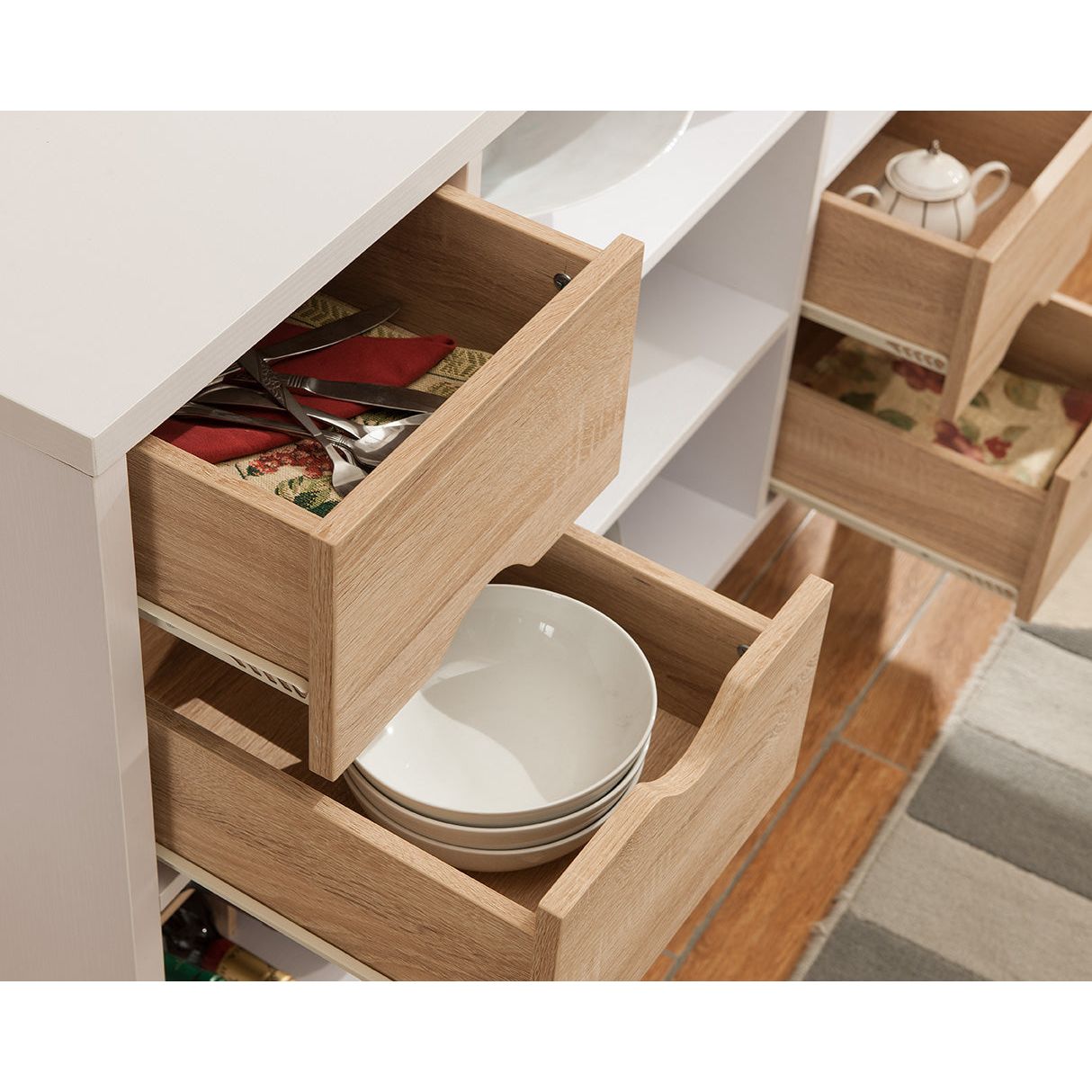 Liliana Buffet/Server - White/Oak