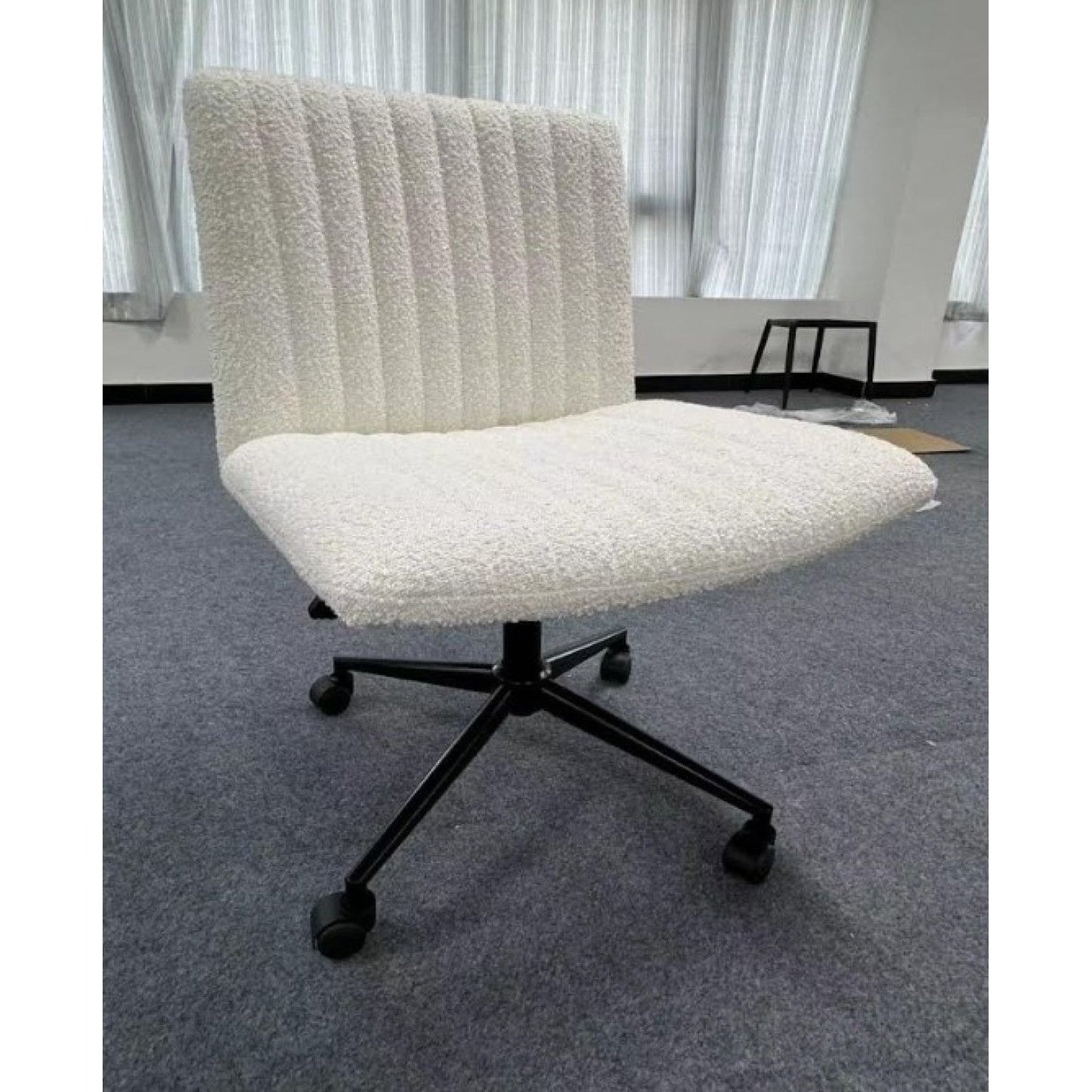 Pheby Office Chair