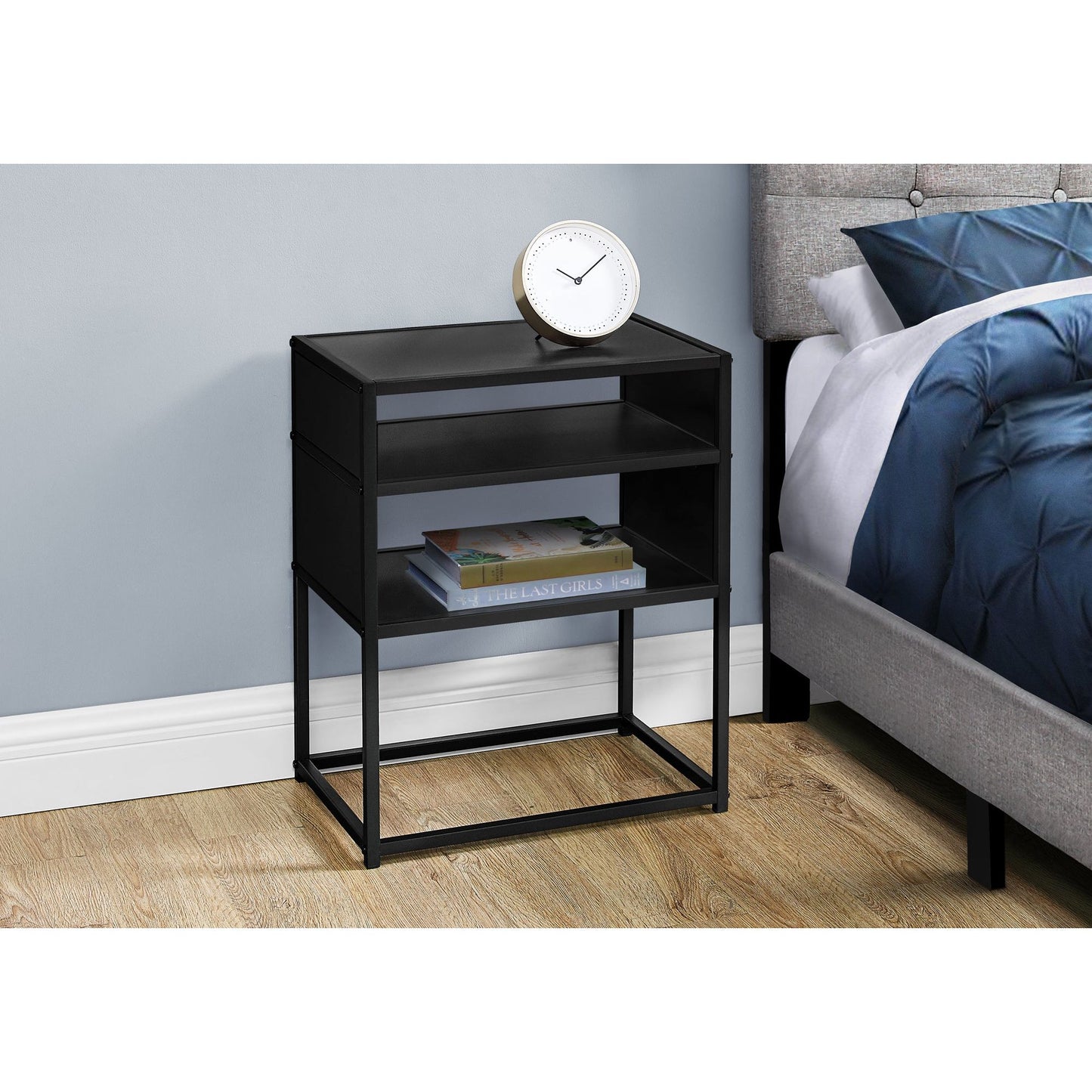 Accent Table - 22"H / Black / Black Metal