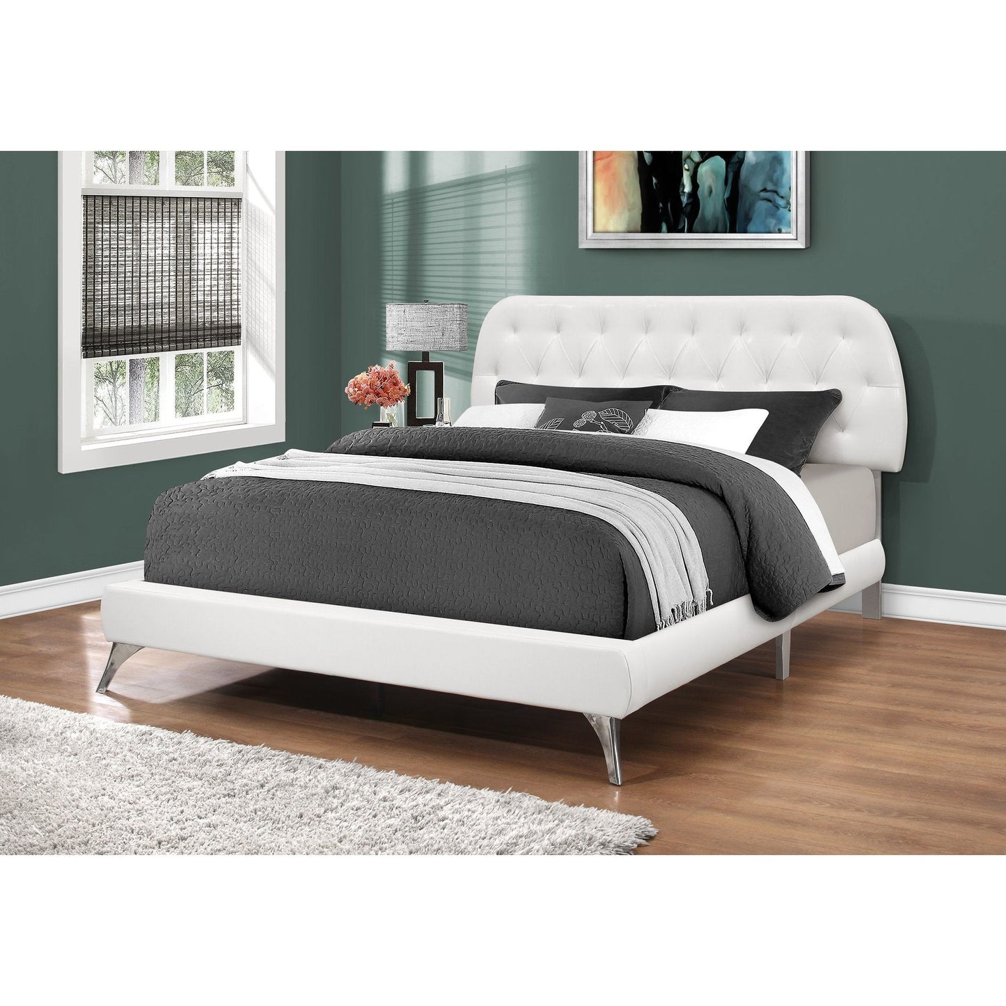 Bed - Queen Size / White Leather-Look With Chrome Legs