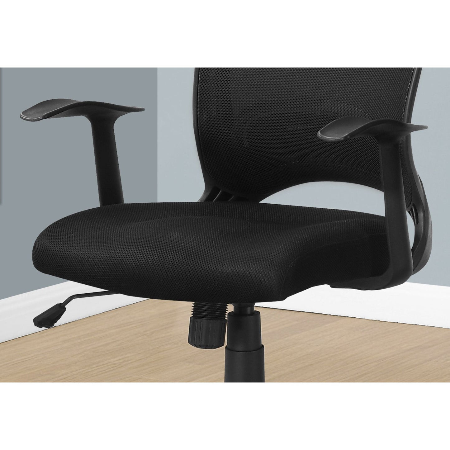 Office Chair - Black Mesh Mid-Back / Multi-Position