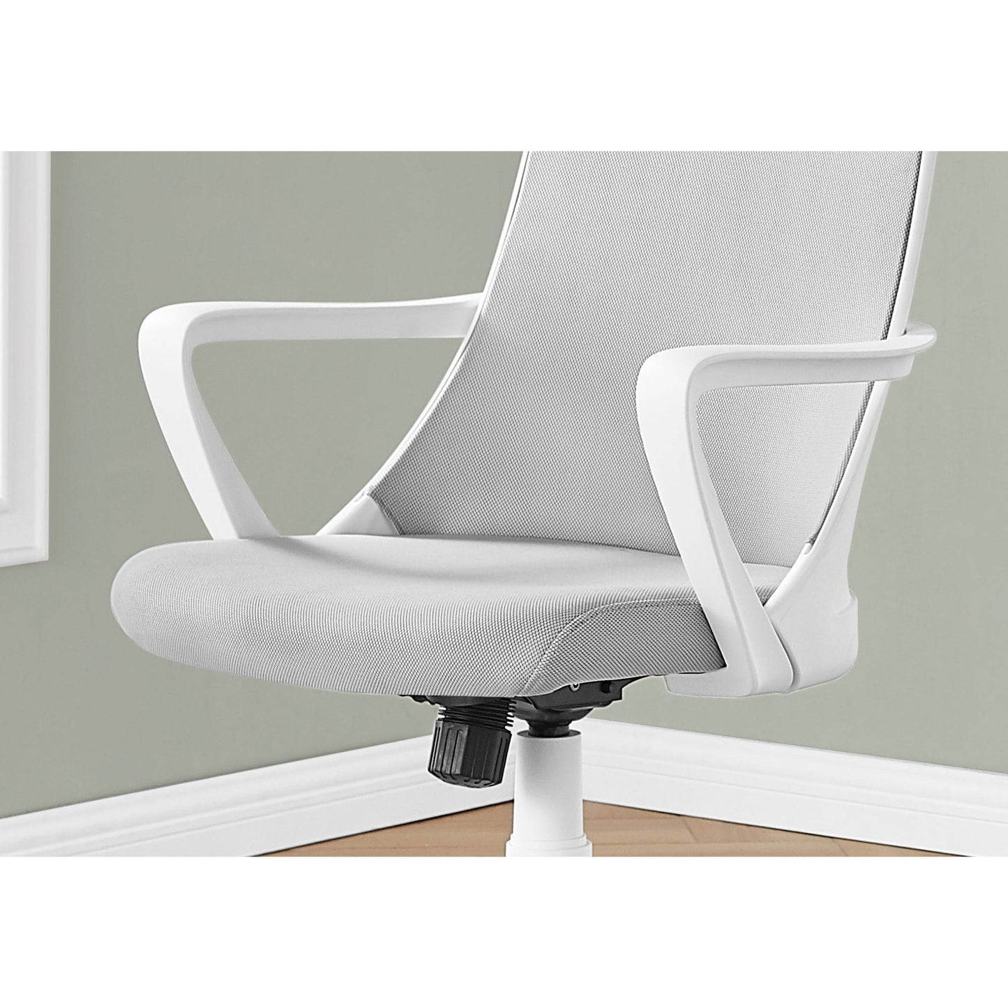 Office Chair - White / Grey Mesh / Multi Position