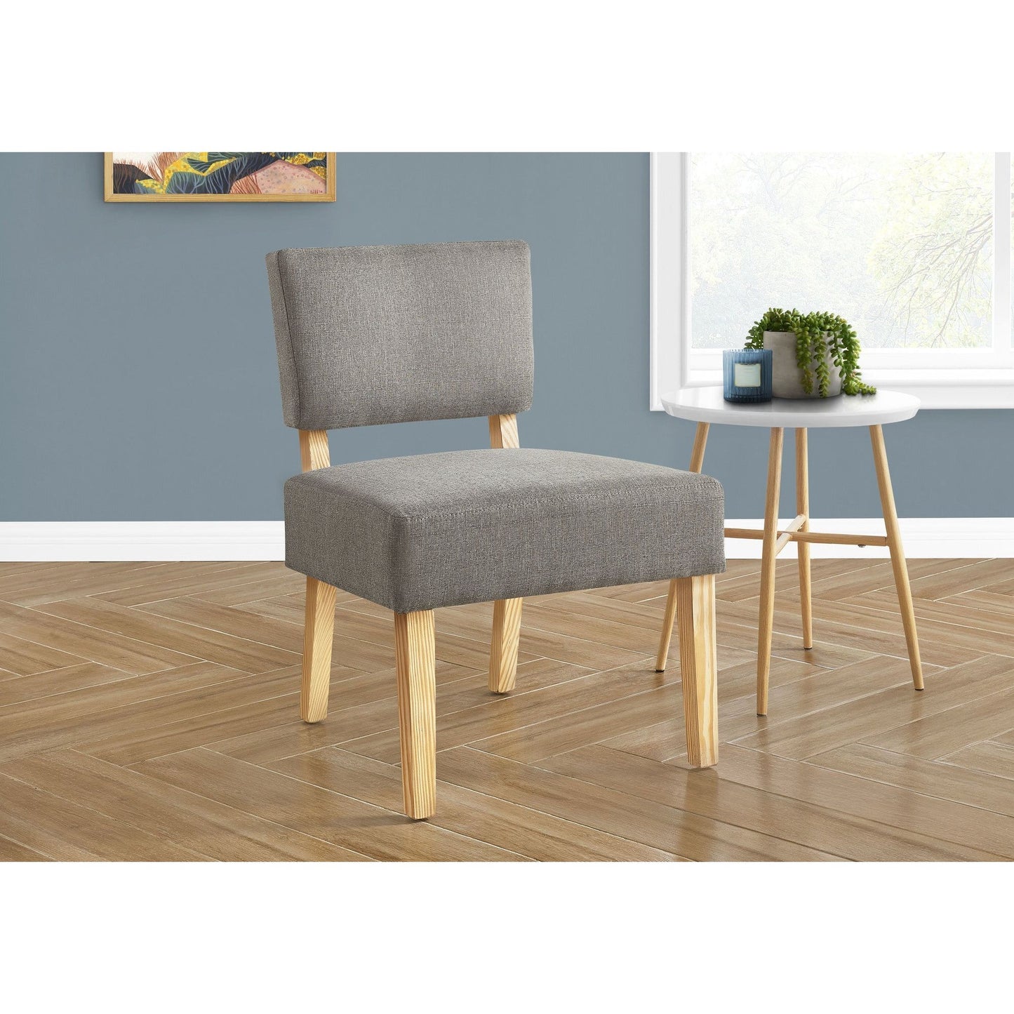 Accent Chair - Light Grey Fabric / Natural Wood Legs