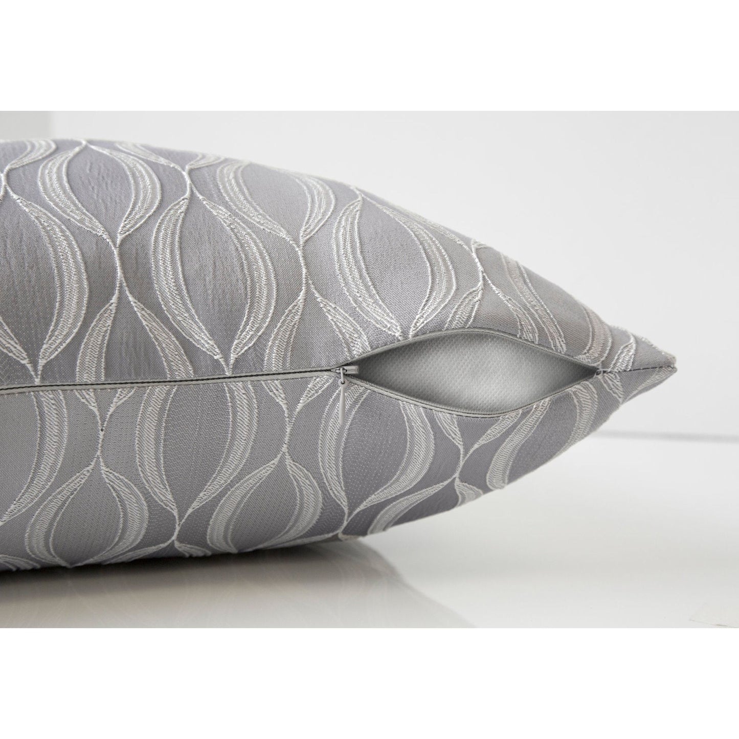 Pillow - 18"X 18" / Grey Wave Pattern / 1Pc